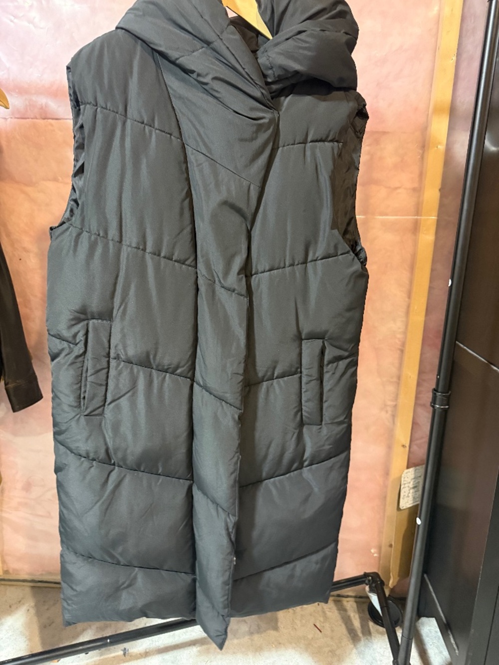 Extra long puffer vest with hood
